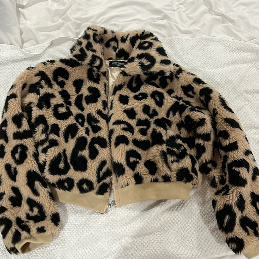 Kittenish cheetah print bomber jacket; small excellent condition!